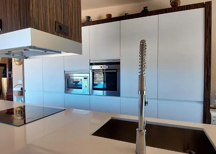 Bouza Bella * Вильягарсия-де-Ароса